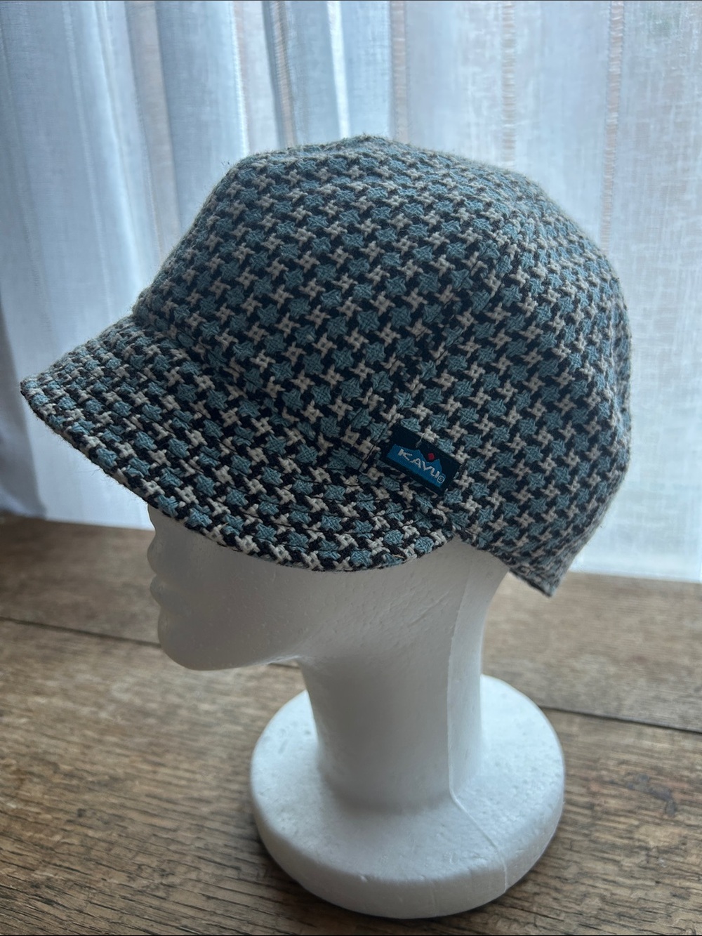 Kavu Limited-Edition Houndstooth Short-Bill Cap Unisex. Wool-Viscose Blend. OS.